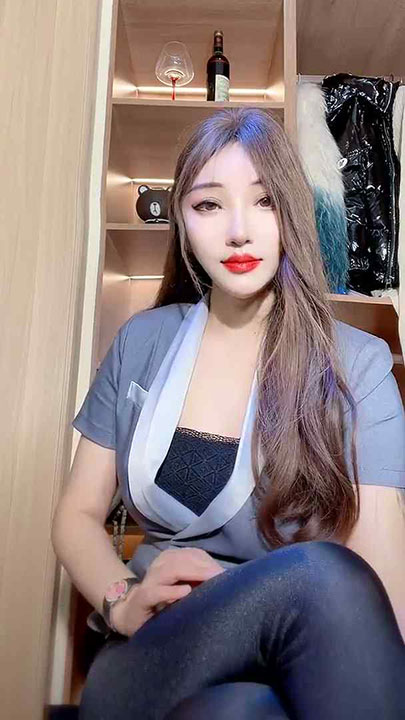 快手 金小美 半透紧身裤红唇舌技31V【4.21G】